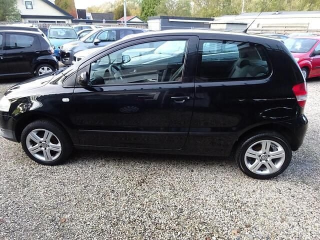 Zwart Gebruikt 2008 VW Fox Trendline Hatchback | € 2.295 (Eerlijke prijs) - Afbeelding 1/4
