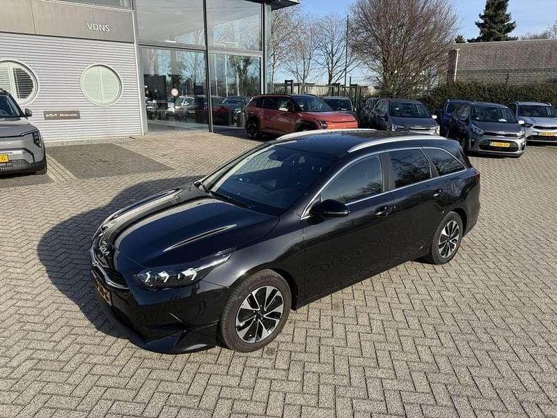 Occasion Kia Ceed Sportswagon 101 PK (74 kW) 2025 Zwart Stationwagen