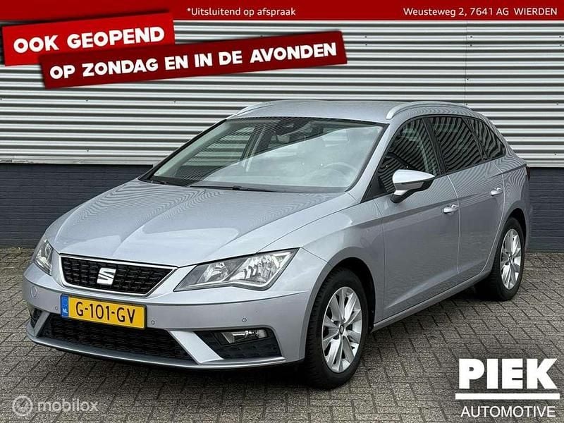 Grijs, metallic lak Gebruikt 2019 Seat Leon ST Style Stationwagen | € 9.999 (Goede deal) - Afbeelding 1/3