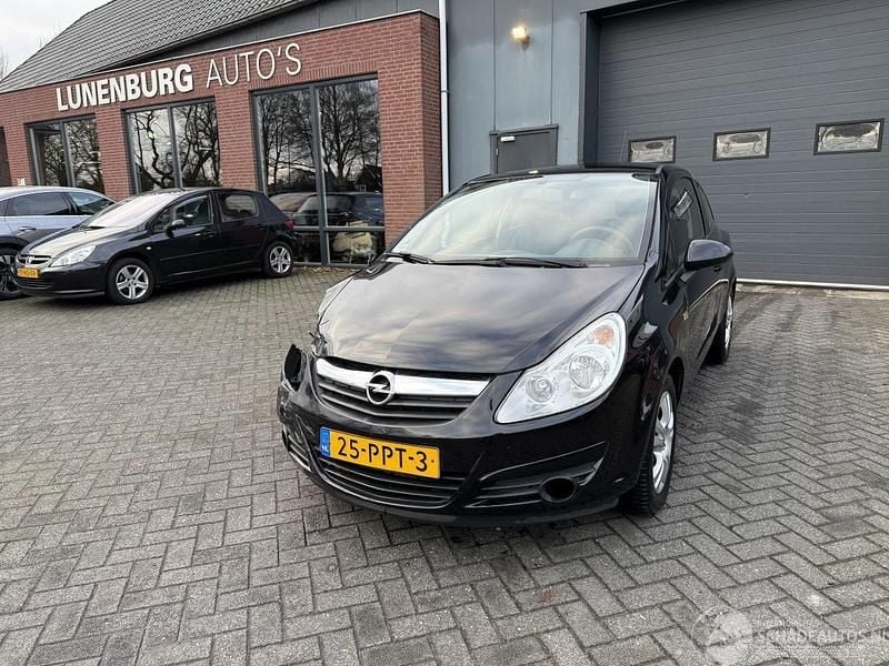 Occasion Opel Corsa Essentia 2009 Zwart Hatchback