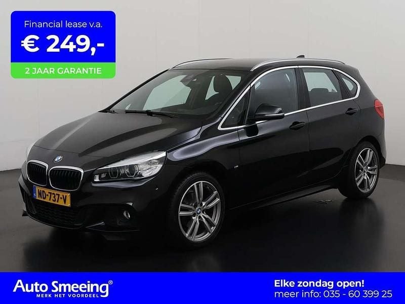 Zwart Gebruikt 2017 BMW 218 Active Tourer Executive MPV | € 17.945 (Eerlijke prijs) - Afbeelding 1/4