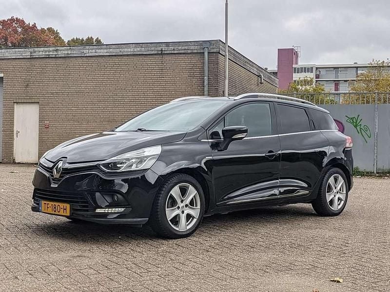 Occasion Renault Clio IV LIMITED 90 PK (66 kW) 2018 Zwart Sedan