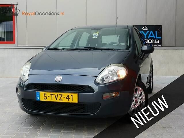 Occasion Fiat Punto Evo Young 101 PK (74 kW) 2014 Grijs Hatchback