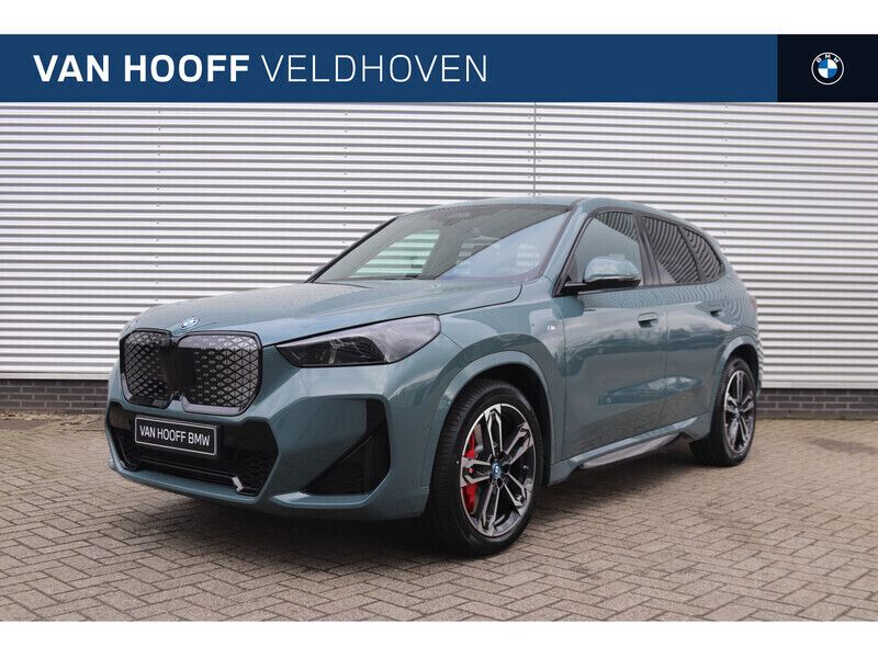 Cape york green Gebruikt 2025 BMW iX1 Executive SUV | € 65.367 - Afbeelding 1/4