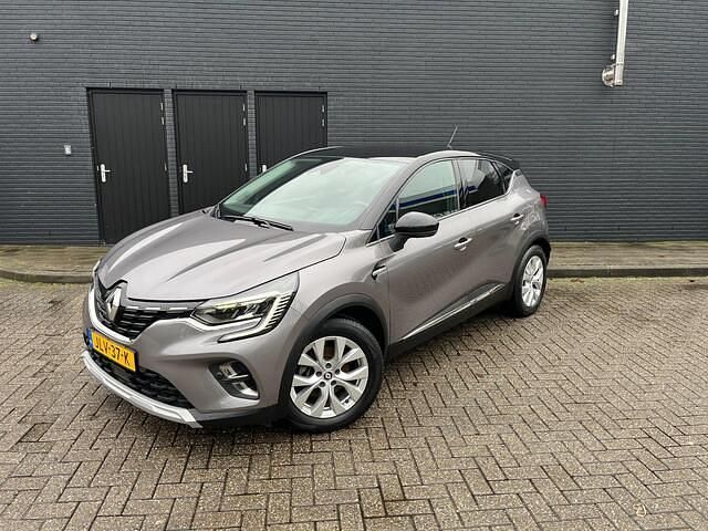 Grijs (metallic) Occasion 2022 Renault Captur Techno SUV | € 18.999 (Super prijs) - Afbeelding 1/4