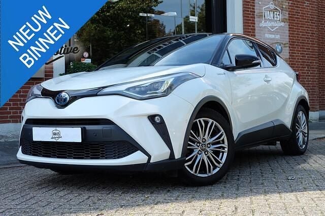 Wit Gebruikt 2021 Toyota C-HR SUV | € 21.745 (Eerlijke prijs) - Afbeelding 1/2