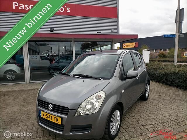 Grijs Gebruikt 2011 Suzuki Splash Hatchback | € 4.150 (Eerlijke prijs) - Afbeelding 1/4