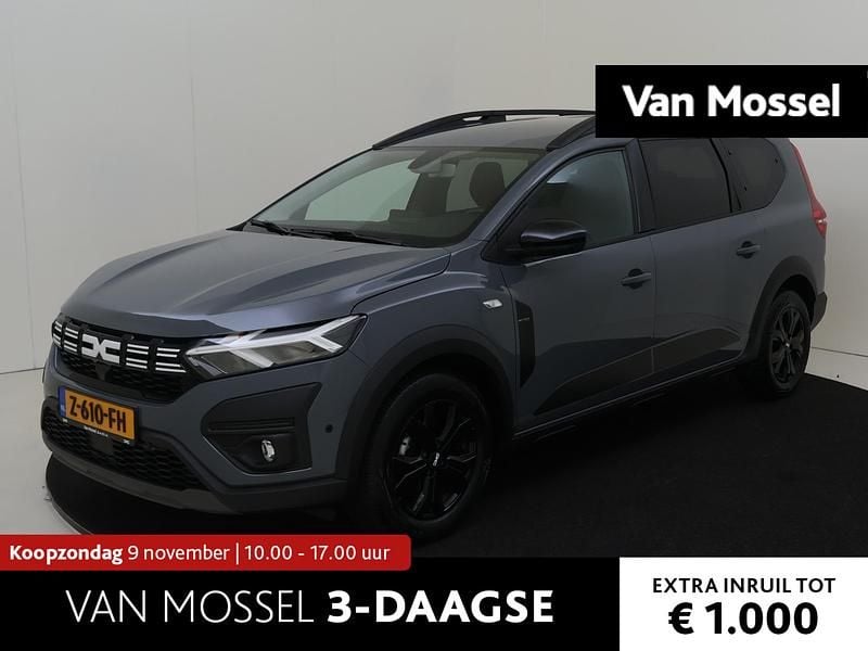 Grijs Gebruikt 2024 Dacia Jogger Extreme MPV | € 23.725 (Eerlijke prijs) - Afbeelding 1/4