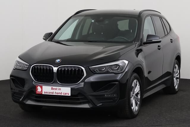 Zwart Gebruikt 2021 BMW X1 SUV | € 25.495 (Super prijs) - Afbeelding 1/4