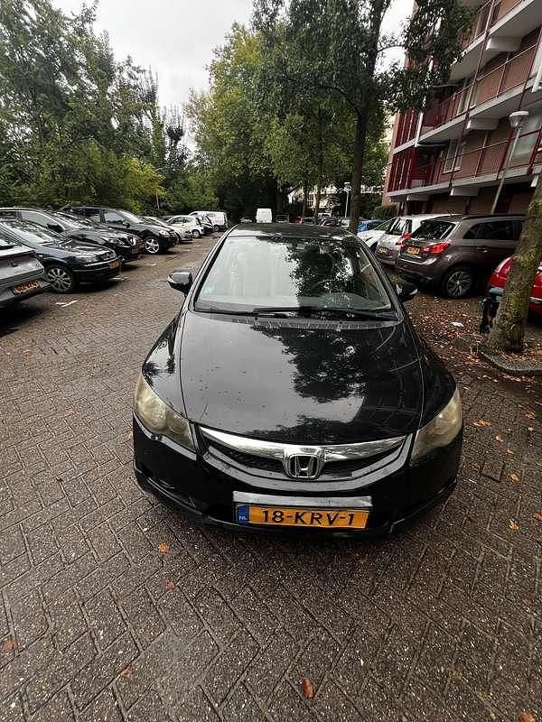 Zwart Gebruikt 2010 Honda Civic Comfort Sedan | € 3.800 (Eerlijke prijs) - Afbeelding 1/4