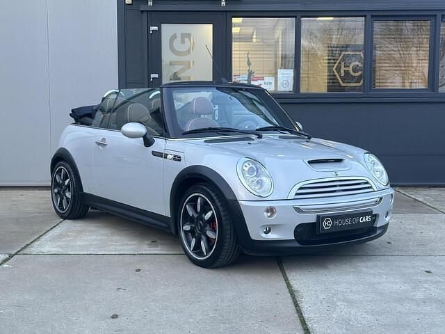 Wit (metallic) Gebruikt 2008 Mini John Cooper Works Cabriolet Chili Cabriolet | € 9.950 - Afbeelding 1/4