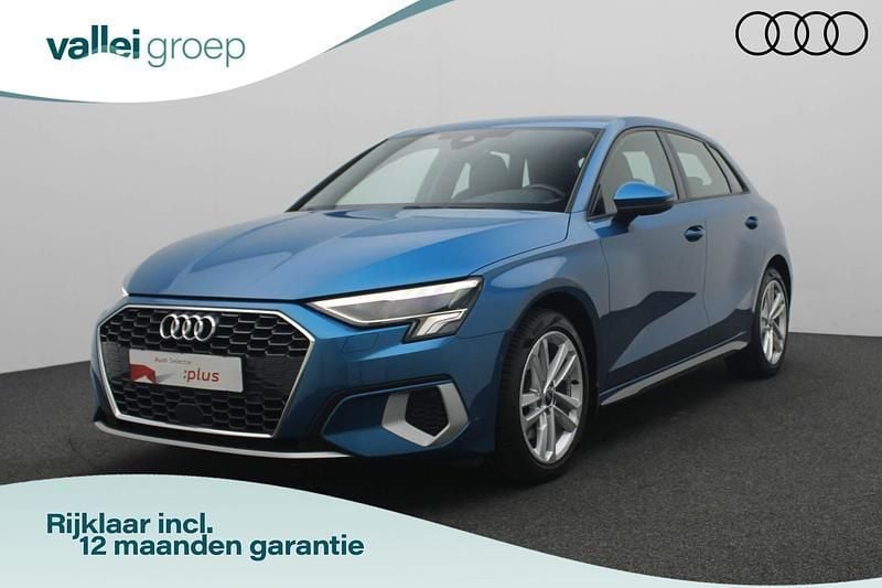 Blauw Gebruikt 2021 Audi A3 Sportback Advanced Hatchback | € 25.950 (Super prijs) - Afbeelding 1/4