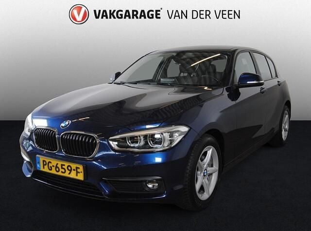 Blauw Gebruikt 2017 BMW 118 Hatchback | € 13.945 (Goede deal) - Afbeelding 1/4