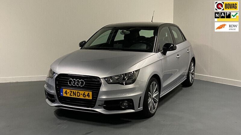 Grijs Gebruikt 2015 Audi A1 Sportback Admired Hatchback | € 12.545 (Eerlijke prijs) - Afbeelding 1/4