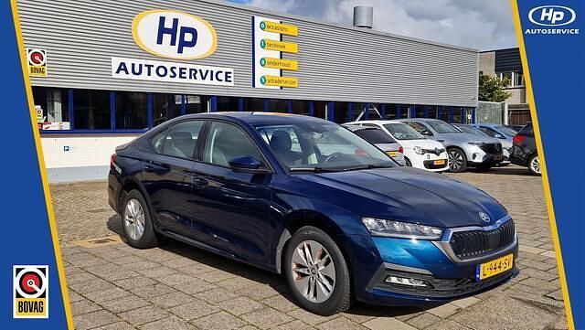 Blauw Gebruikt 2021 Skoda Octavia Business Line Hatchback | € 18.500 (Eerlijke prijs) - Afbeelding 1/4