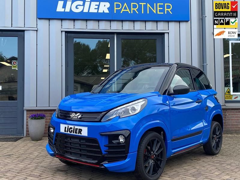 Blauw Gebruikt 2024 Ligier JS60 Hatchback | € 20.995 (Eerlijke prijs) - Afbeelding 1/4