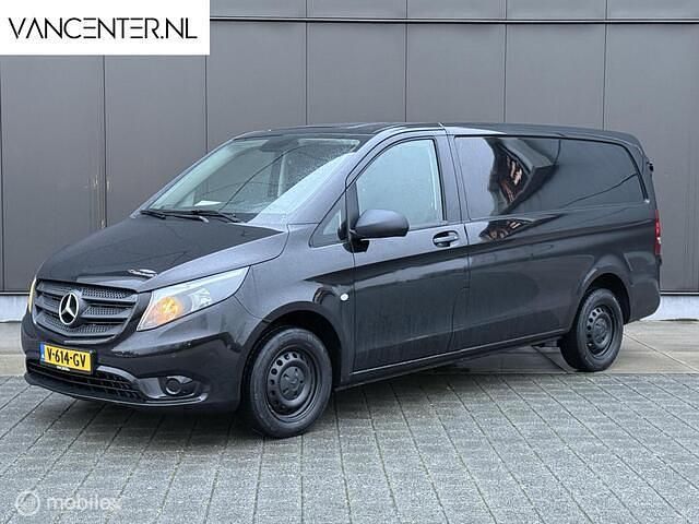 Occasion Mercedes Vito 114 PK (83 kW) 2017 Zwart Van