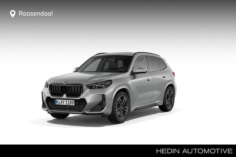 Zilver Nieuw 2025 BMW X1 M Sport SUV | € 68.776 - Afbeelding 1/4