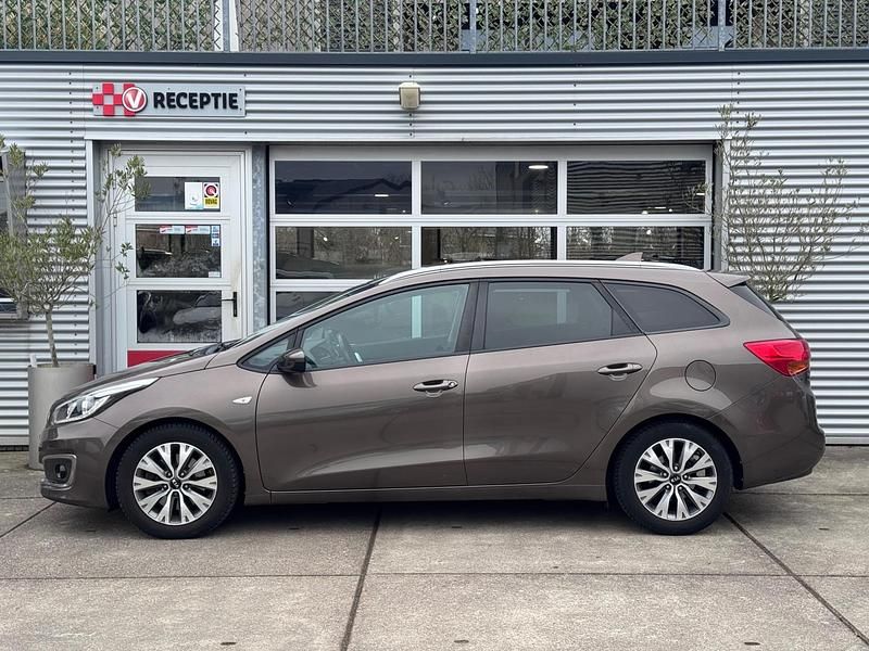 Occasion Kia Ceed 120 PK (88 kW) 2018 Bruin Hatchback