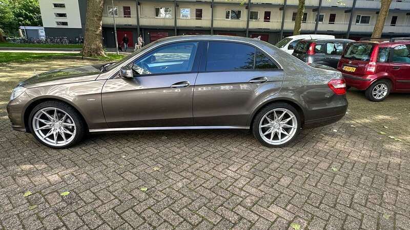 Gebruikt 2011 Mercedes E200 Elegance Sedan | € 11.499 (Eerlijke prijs) - Afbeelding 1/4