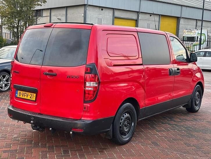 Occasion Hyundai H 300 Active 136 PK (100 kW) 2009 Rood Van