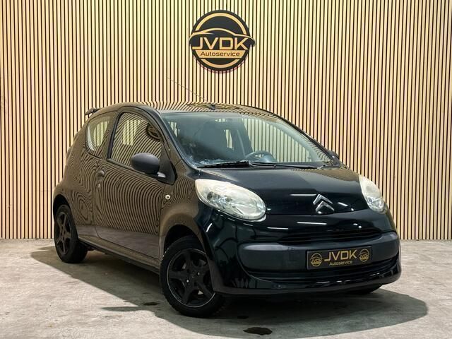 Zwart, metallic lak Gebruikt 2008 Citroën C1 Hatchback | € 1.640 (Eerlijke prijs) - Afbeelding 1/4