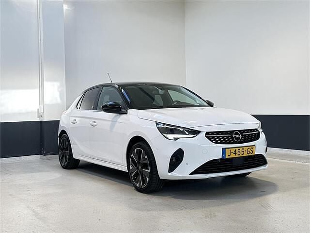 Wit Gebruikt 2020 Opel Corsa-e Elegance Hatchback | € 13.849 (Eerlijke prijs) - Afbeelding 1/4