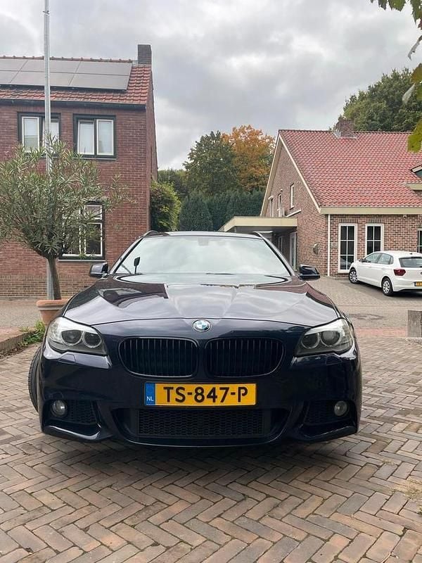 Gebruikt 2013 BMW 520 M Sport Stationwagen | € 10.950 (Eerlijke prijs) - Afbeelding 1/1