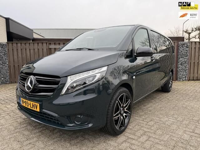 Groen Gebruikt 2021 Mercedes Vito MPV | € 23.950 (Duur) - Afbeelding 1/4