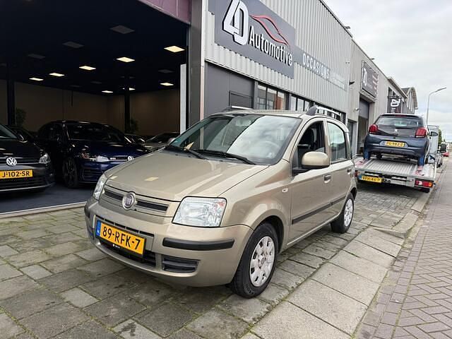 Beige Gebruikt 2011 Fiat Panda Hatchback | € 2.950 (Iets duurder) - Afbeelding 1/4