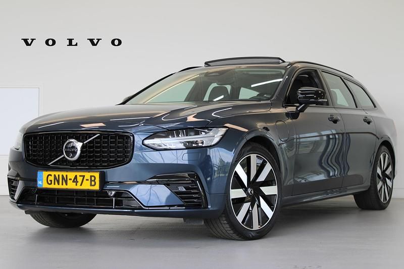 Blauw Gebruikt 2024 Volvo V90 Ultra Stationwagen | € 48.895 (Duur) - Afbeelding 1/4