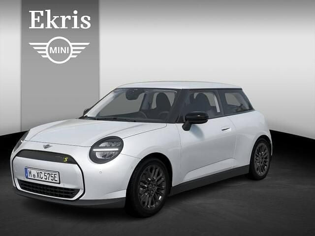 Wit Nieuw 2025 Mini Cooper SE Essential Hatchback | € 33.635 (Super prijs) - Afbeelding 1/4
