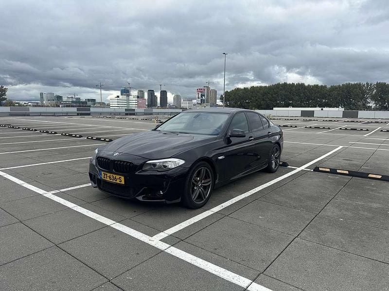 Gebruikt 2011 BMW 550 Sport Line Sedan | € 12.499 - Afbeelding 1/4