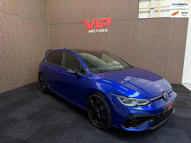 Blauw (metallic) Occasion 2022 VW Golf VIII R Hatchback | € 49.995 (Eerlijke prijs) - Afbeelding 1/4