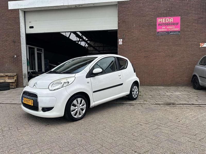 Wit Gebruikt 2011 Citroën C1 Hatchback | € 1.549 (Eerlijke prijs) - Afbeelding 1/4
