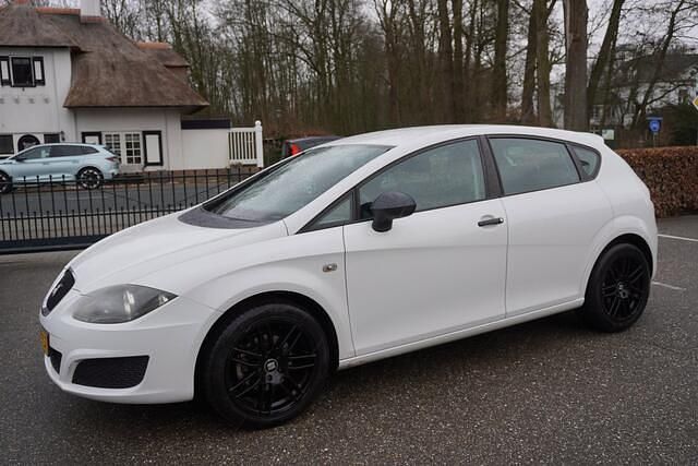Occasion Seat Leon 86 PK (63 kW) 2010 Wit Hatchback