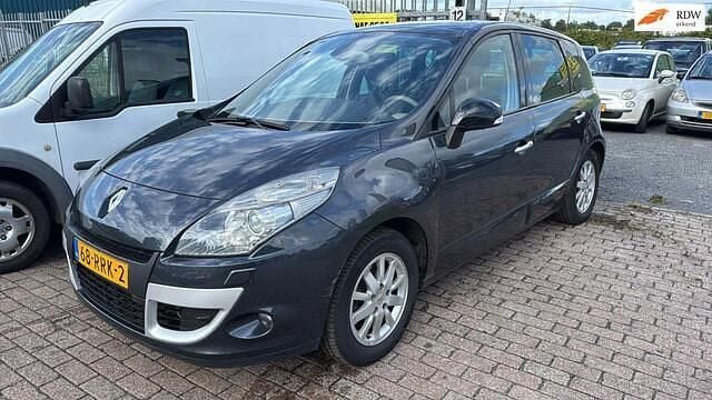 Grijs Gebruikt 2011 Renault Scénic III Privilege MPV | € 1.250 - Afbeelding 1/4