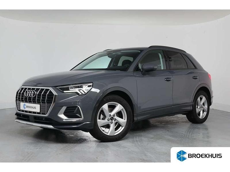 Grijs Gebruikt 2025 Audi Q3 Premium SUV | € 47.900 (Eerlijke prijs) - Afbeelding 1/4