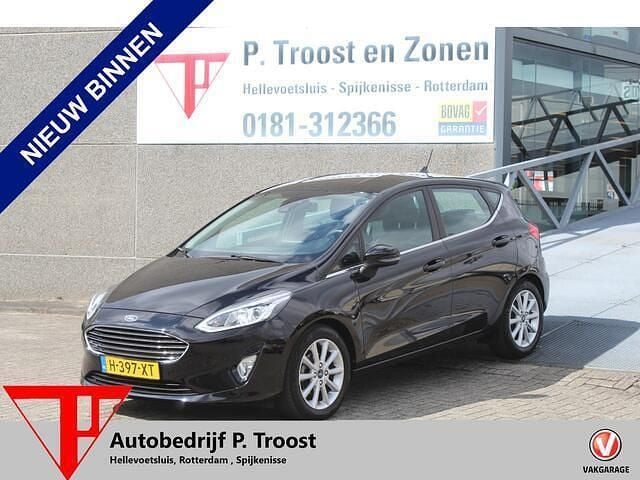 Zwart Gebruikt 2020 Ford Fiesta Titanium Hatchback | € 14.950 (Eerlijke prijs) - Afbeelding 1/4