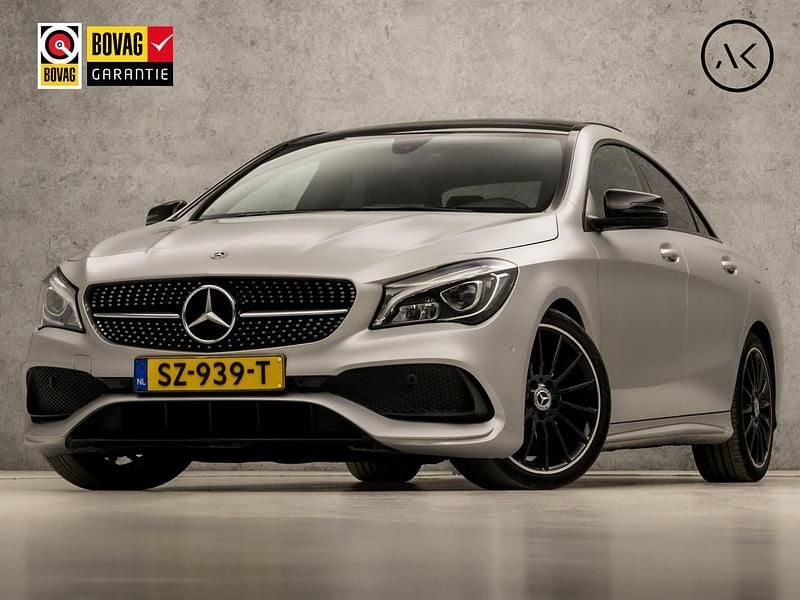 Grijs Gebruikt 2018 Mercedes CLA180 AMG Sedan | € 18.945 (Eerlijke prijs) - Afbeelding 1/4