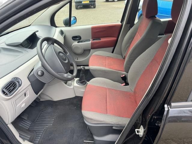 Occasion Renault Modus Authentique 88 PK (64 kW) 2005 Zwart MPV