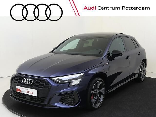 Occasion Audi A3 Sportback Competition 245 PK (180 kW) 2022 Blauw Hatchback