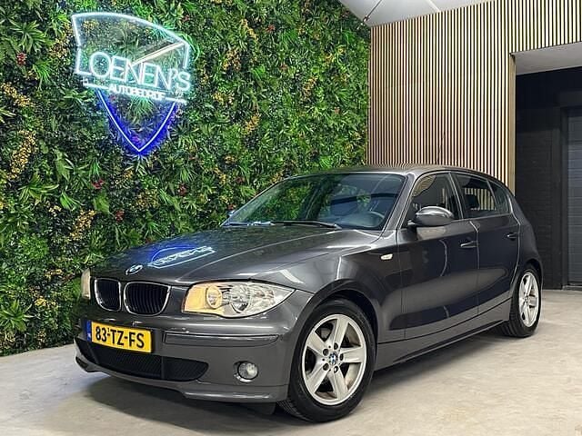 Grijs Gebruikt 2007 BMW 116 Hatchback | € 2.390 (Goede deal) - Afbeelding 1/4