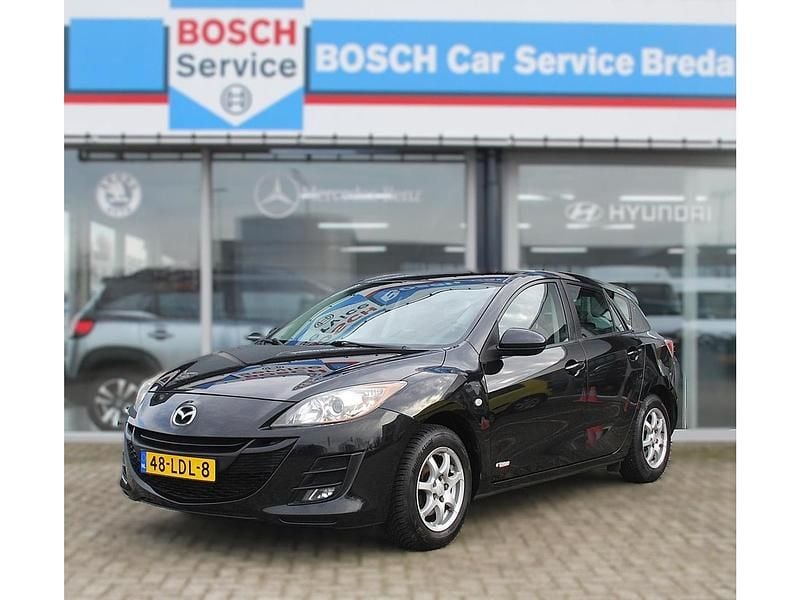 Zwart Occasion 2010 Mazda 3 Hatchback | € 4.950 (Eerlijke prijs) - Afbeelding 1/4