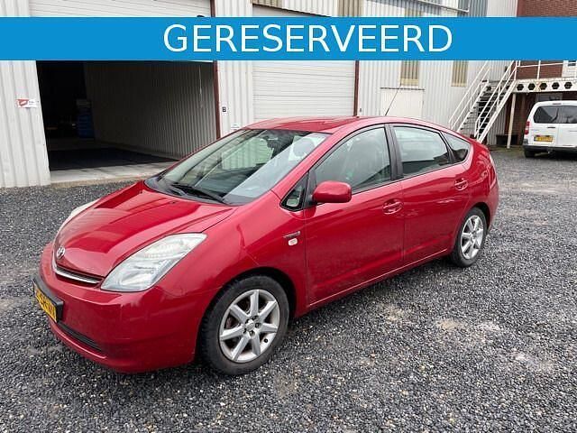 Rood Gebruikt 2006 Toyota Prius Hatchback | € 3.996 (Eerlijke prijs) - Afbeelding 1/4