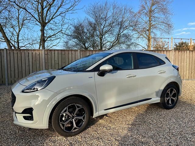 Grijs Occasion 2024 Ford Puma ST-Line X SUV | € 25.950 (Eerlijke prijs) - Afbeelding 1/4