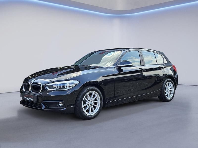 Zwart Gebruikt 2018 BMW 118 Executive Hatchback | € 15.500 (Goede deal) - Afbeelding 1/4