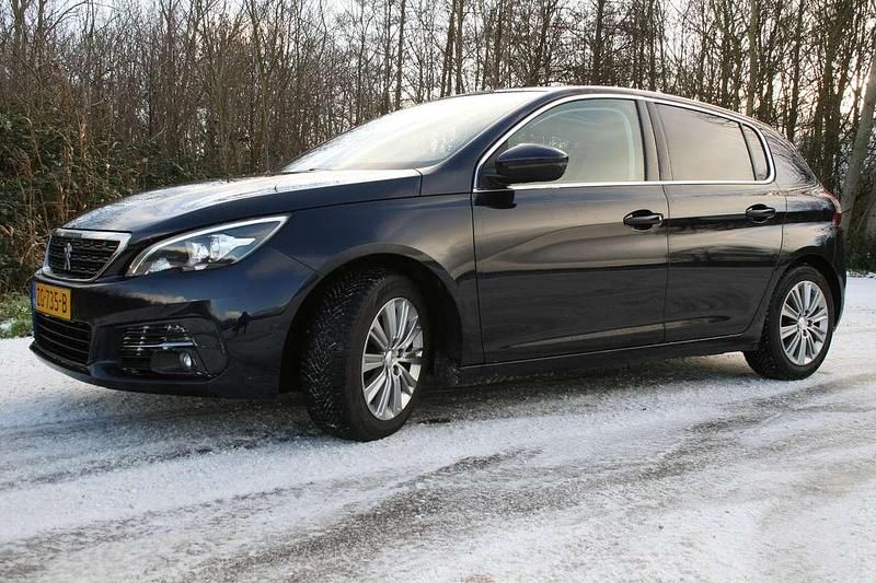 Blauw Gebruikt 2019 Peugeot 308 Allure Hatchback | € 6.850 (Super prijs) - Afbeelding 1/4