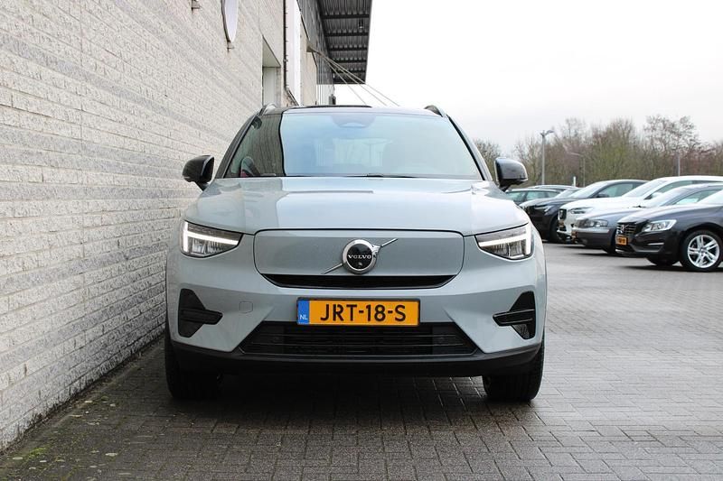 Nieuw Volvo EX40 Ultra 185 kW (252 PK) 2025 Blauw (metallic) SUV