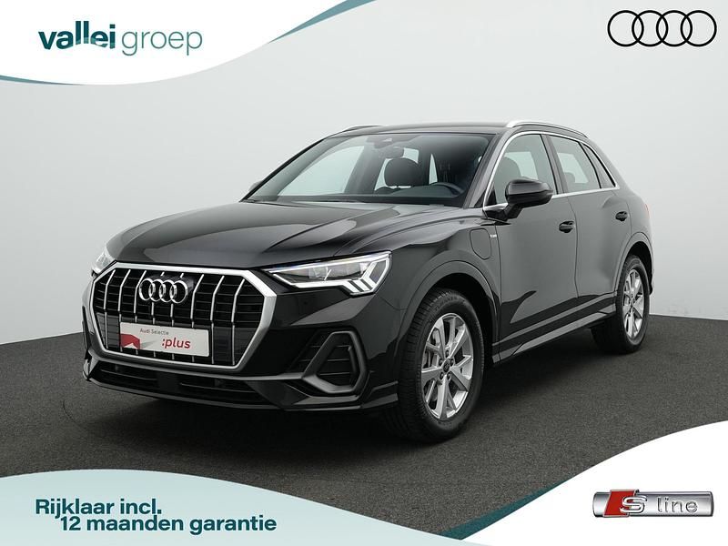 Zwart Gebruikt 2023 Audi Q3 S-Line SUV | € 40.900 (Goede deal) - Afbeelding 1/4